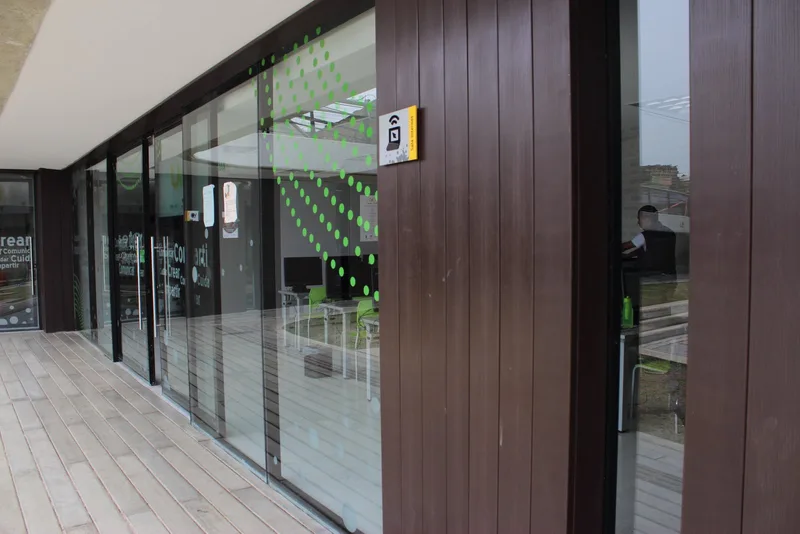 Ventanería a Medida 7 - Divimarcas Proyectos, arquitectura comercial a medida en Medellín e Itagüí